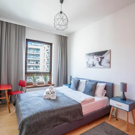 Appartement 2-bedroom Modern Wola By Ecru Wwa32 Varsovie